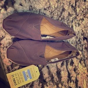 Toms shoes